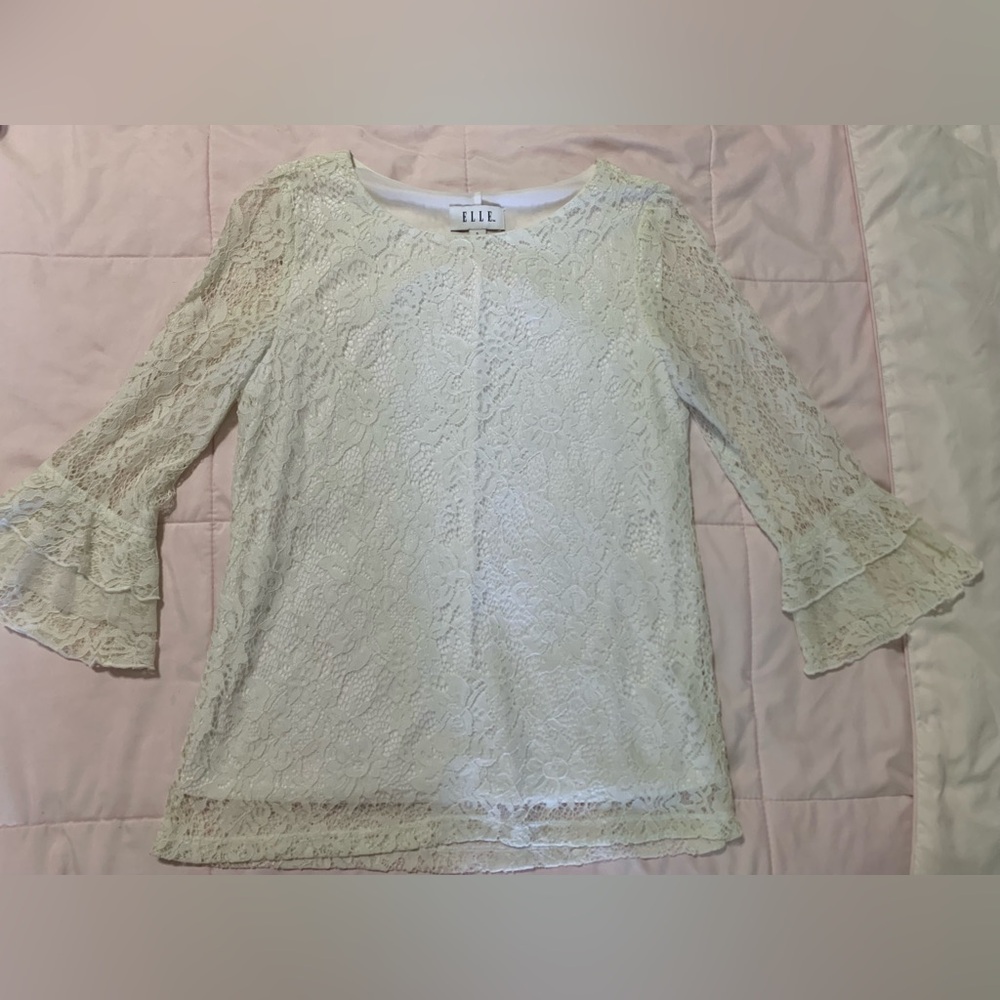 Elle white lace long sleeve blouse